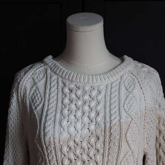 L.L. Bean Signature | Fisherman's Tunic Sweater Cable Knit - Picture 3 of 7